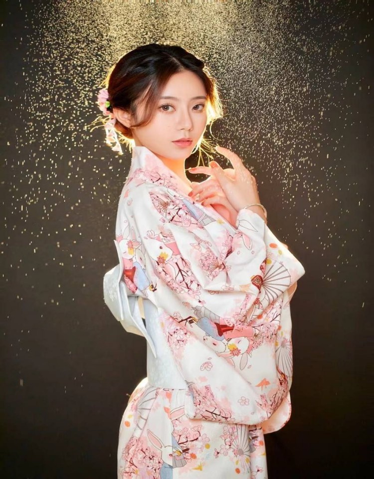 国产花季少女免费观看电视剧,手机高清在线观看